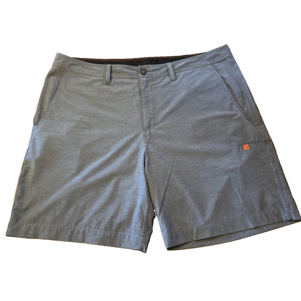 Salt Life Men’s Grey Pinstripe Hybrid Swimsuit/Performance Shorts Sz 40 Fishing